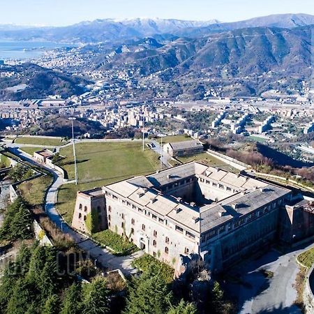 Forti Genova-Free Parking Castellaccio Apartment Екстер'єр фото